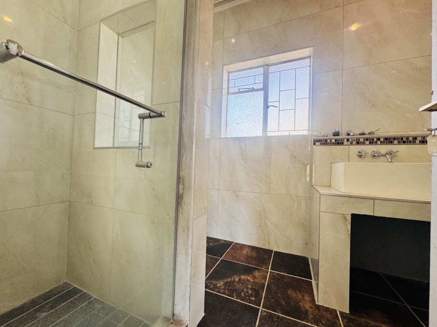 3 Bedroom Property for Sale in Flamwood North West